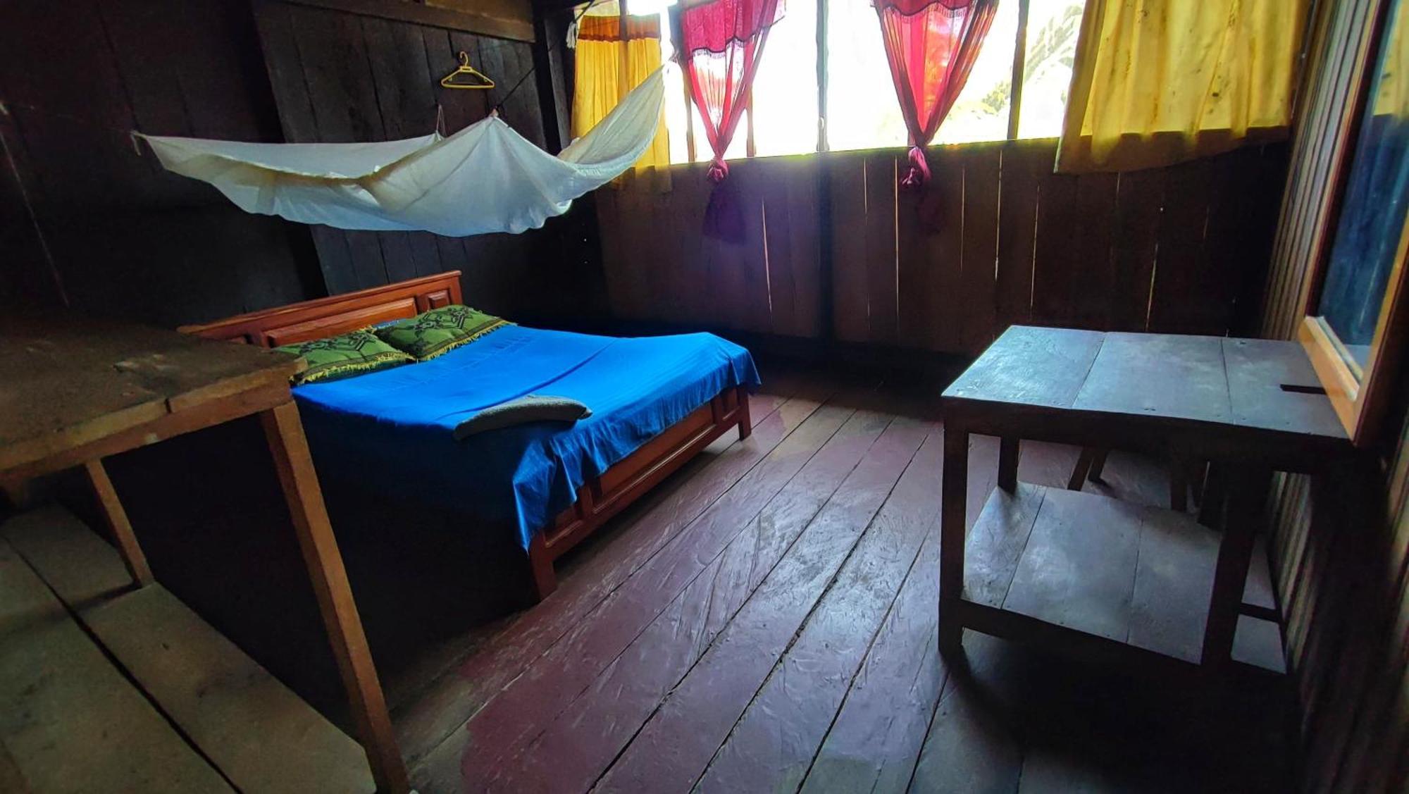 Hospedaje Y Tours Reina Arriera Amazonas Colombia Macedonia Exterior foto